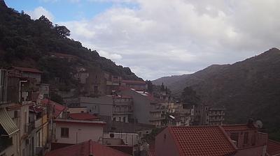 immagine della webcam nei dintorni di Reggio Calabria: webcam Mandanici