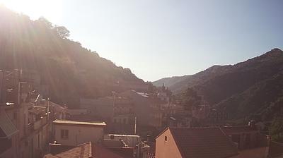 immagine della webcam nei dintorni di Torre Faro: webcam Mandanici