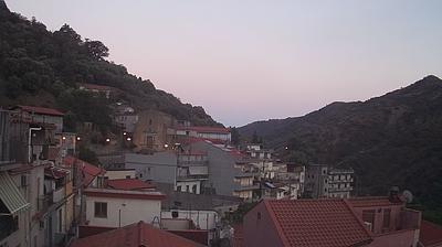 immagine della webcam nei dintorni di Reggio Calabria: webcam Mandanici