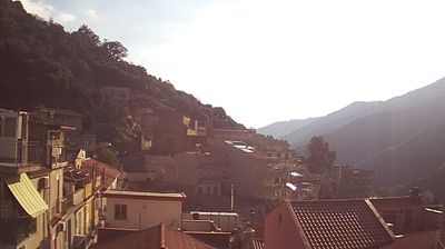 immagine della webcam nei dintorni di Torre Faro: webcam Mandanici