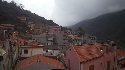 immagine della webcam nei dintorni di Barcellona Pozzo di Gotto: webcam Mandanici