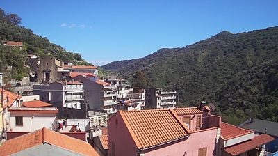 immagine della webcam nei dintorni di Reggio Calabria: webcam Mandanici