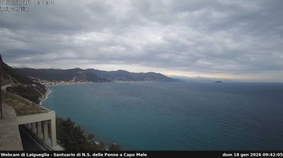 immagine della webcam nei dintorni di Imperia: webcam Marina Di Andora