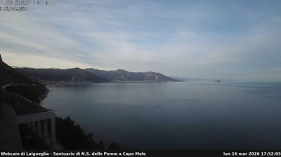 immagine della webcam nei dintorni di Imperia: webcam Marina Di Andora