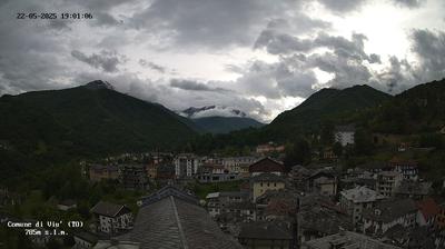 immagine della webcam nei dintorni di Ala di Stura: webcam Viù