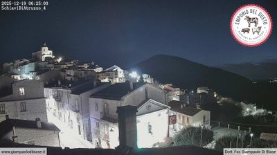immagine della webcam nei dintorni di Capracotta: webcam Schiavi di Abruzzo