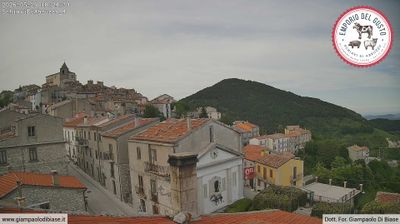 immagine della webcam nei dintorni di Pescopennataro: webcam Schiavi di Abruzzo