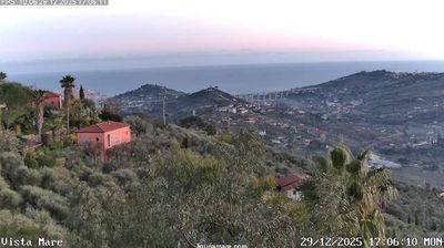 immagine della webcam nei dintorni di Mendatica: webcam Dolcedo