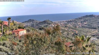 immagine della webcam nei dintorni di Castel Vittorio: webcam Dolcedo