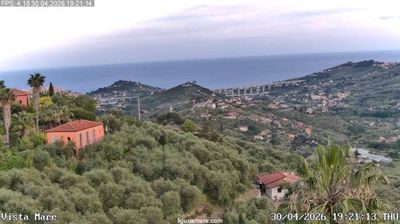 immagine della webcam nei dintorni di San Bartolomeo al Mare: webcam Dolcedo
