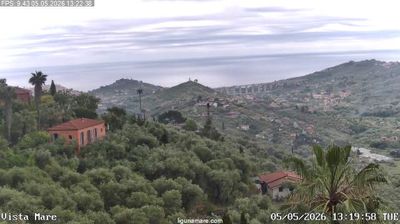 immagine della webcam nei dintorni di Pieve di Teco: webcam Dolcedo