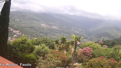 immagine della webcam nei dintorni di San Bartolomeo al Mare: webcam Badalucco