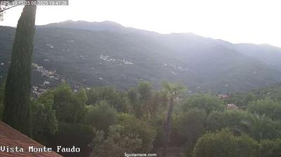 immagine della webcam nei dintorni di San Bartolomeo al Mare: webcam Badalucco