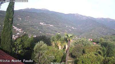 immagine della webcam nei dintorni di Dolceacqua: webcam Badalucco