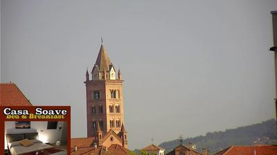 immagine della webcam nei dintorni di Cerretto Langhe: webcam Alba
