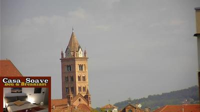 immagine della webcam nei dintorni di Serravalle Langhe: webcam Alba