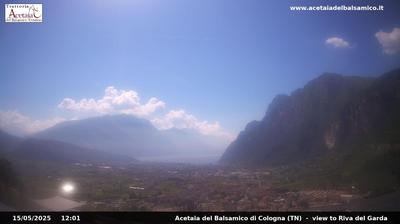 immagine della webcam nei dintorni di Tremosine sul Garda: webcam Tenno