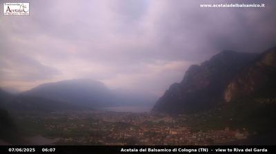 immagine della webcam nei dintorni di Isera: webcam Tenno