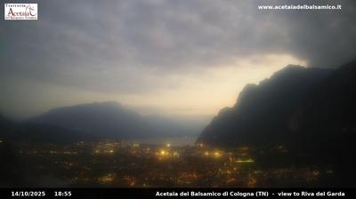 immagine della webcam nei dintorni di Isera: webcam Tenno