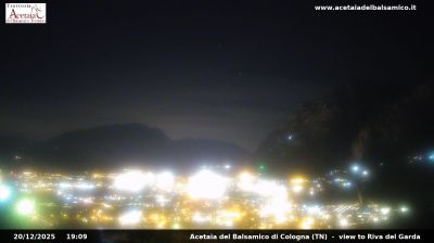 immagine della webcam nei dintorni di Sella Giudicarie: webcam Tenno