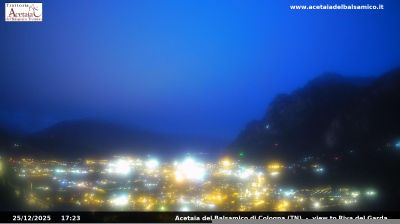 immagine della webcam nei dintorni di Limone sul Garda: webcam Tenno