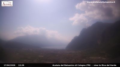 immagine della webcam nei dintorni di Riva del Garda: webcam Tenno