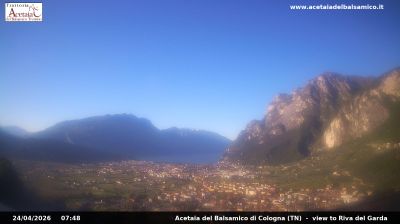 immagine della webcam nei dintorni di Molina di Ledro: webcam Tenno