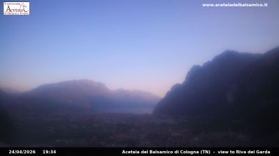 immagine della webcam nei dintorni di Isera: webcam Tenno