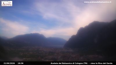 immagine della webcam nei dintorni di Riva del Garda: webcam Tenno