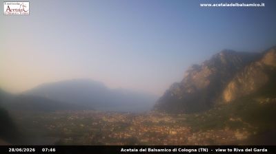 immagine della webcam nei dintorni di Riva del Garda: webcam Tenno