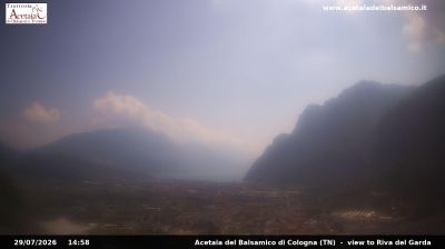immagine della webcam nei dintorni di Tremosine sul Garda: webcam Tenno