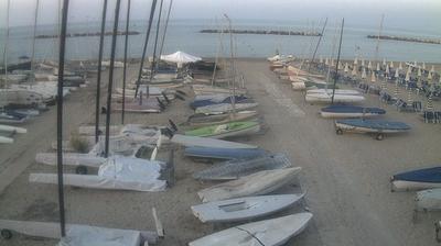 immagine della webcam nei dintorni di Giulianova: webcam San Benedetto del Tronto