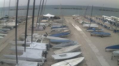 immagine della webcam nei dintorni di Lido di Fermo: webcam San Benedetto del Tronto