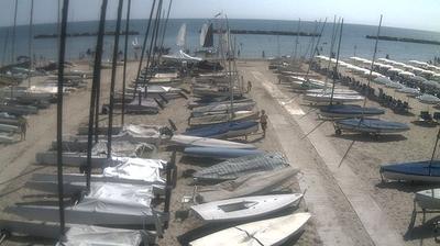 immagine della webcam nei dintorni di Porto San Giorgio: webcam San Benedetto del Tronto