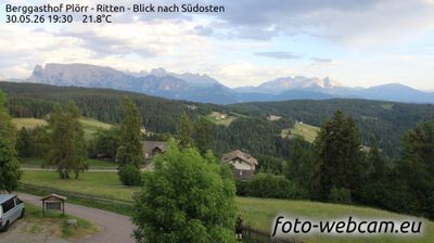 immagine della webcam nei dintorni di San Genesio Atesino: webcam Altopiano di Renon