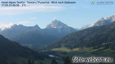 immagine della webcam nei dintorni di Selva dei Molini: webcam Monguelfo Tesido
