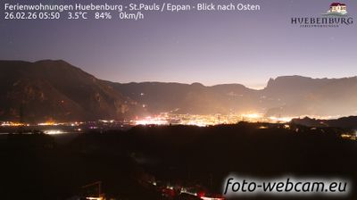 immagine della webcam nei dintorni di San Genesio Atesino: webcam Appiano sulla Strada del Vino