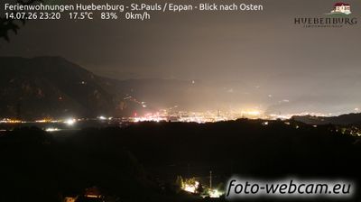 immagine della webcam nei dintorni di San Genesio Atesino: webcam Appiano sulla Strada del Vino