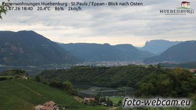 immagine della webcam nei dintorni di Cortaccia sulla Strada del Vino: webcam Appiano sulla Strada del Vino