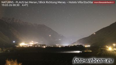 immagine della webcam nei dintorni di Tirolo: webcam Plaus