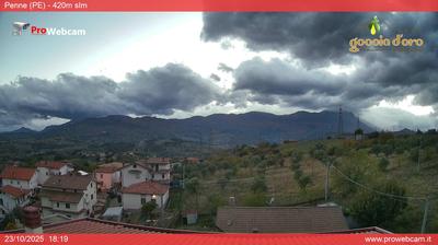 immagine della webcam nei dintorni di Roseto degli Abruzzi: webcam Penne