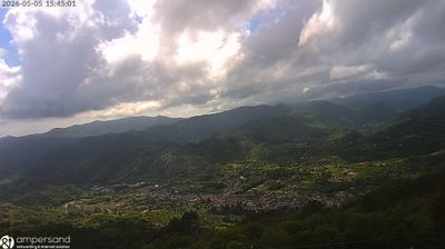 immagine della webcam nei dintorni di Riccò del Golfo di Spezia: webcam Sesta Godano