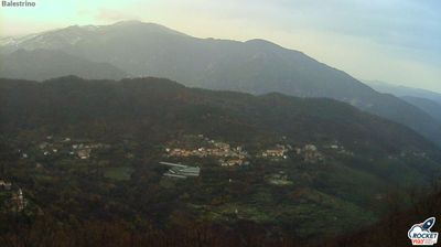 immagine della webcam nei dintorni di Aquila di Arroscia: webcam Balestrino