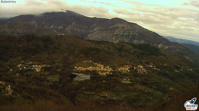 immagine della webcam nei dintorni di Aquila di Arroscia: webcam Balestrino