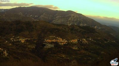 immagine della webcam nei dintorni di Marina Di Andora: webcam Balestrino