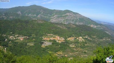 immagine della webcam nei dintorni di Nasino: webcam Balestrino
