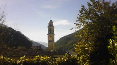 immagine della webcam nei dintorni di Menarola: webcam San Giacomo Filippo