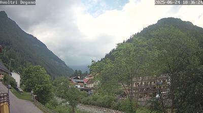 immagine della webcam nei dintorni di Verzegnis: webcam Forni Avoltri