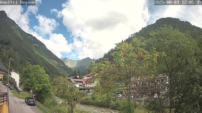 immagine della webcam nei dintorni di Monte Zoncolan: webcam Forni Avoltri