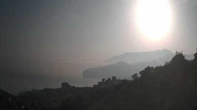 immagine della webcam nei dintorni di Capri: webcam Sant'Agata sui Due Golfi